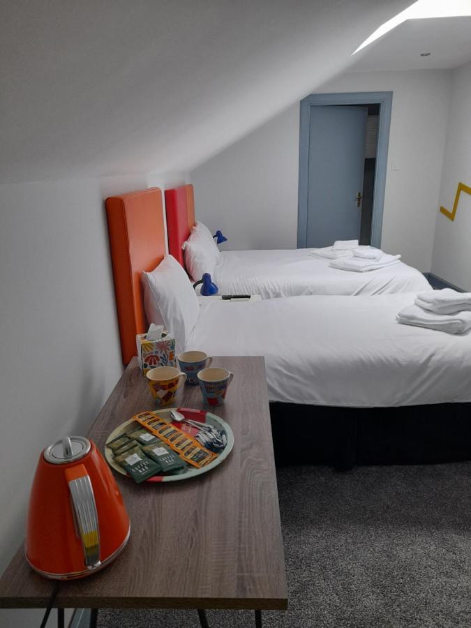 Triple Room Shower,1132770138:JPEG