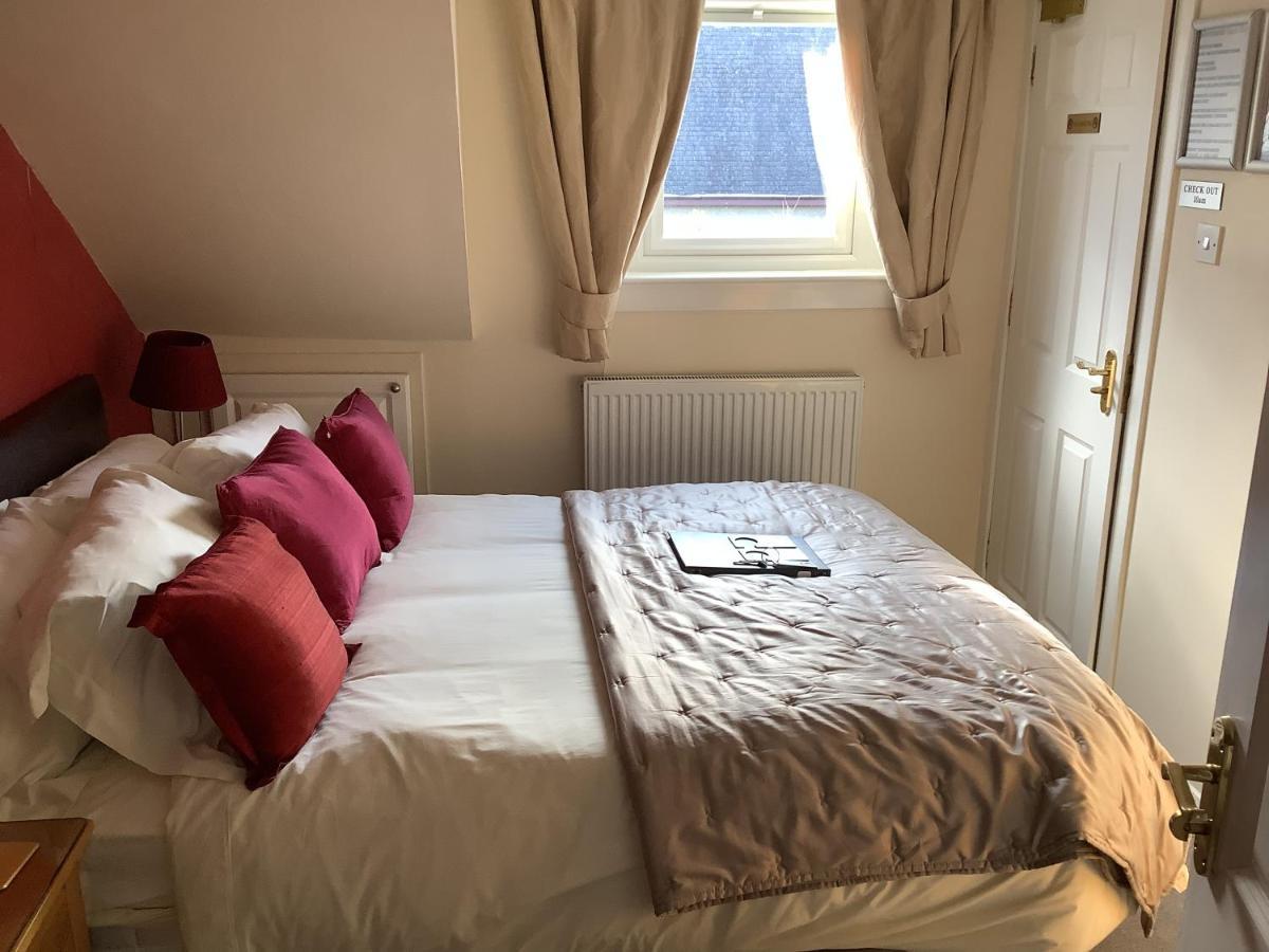 Small Double Room,1204573906:JPEG