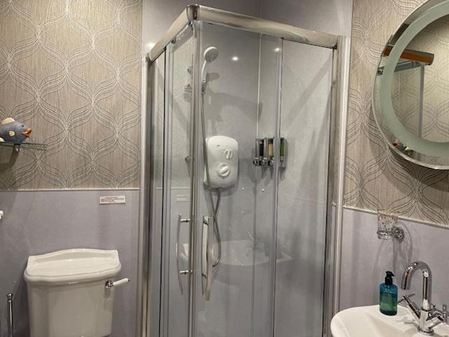 Double Room Shower