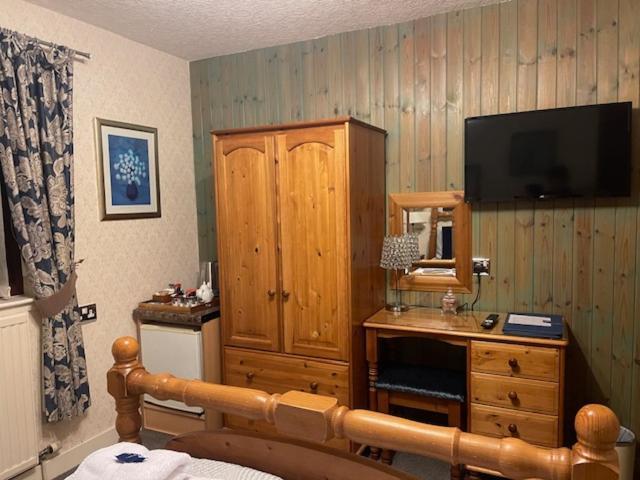 Double Room Shower