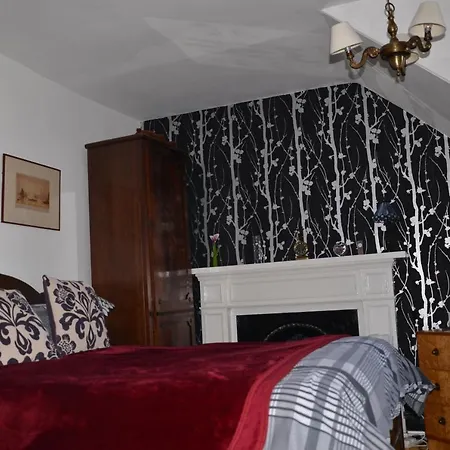Averon House-3